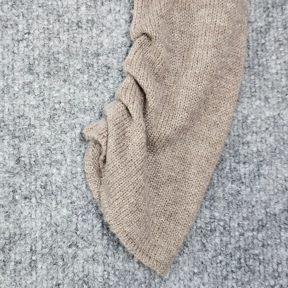 Premise Cashmere item sale